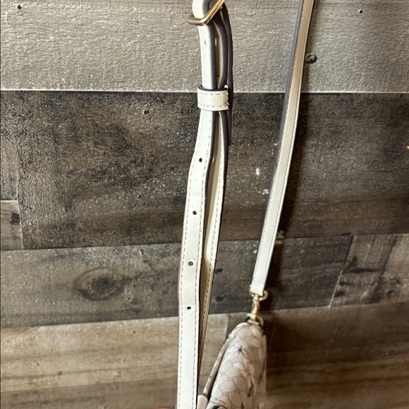 Nine West floral crossbody purse - Picture 4 of 10